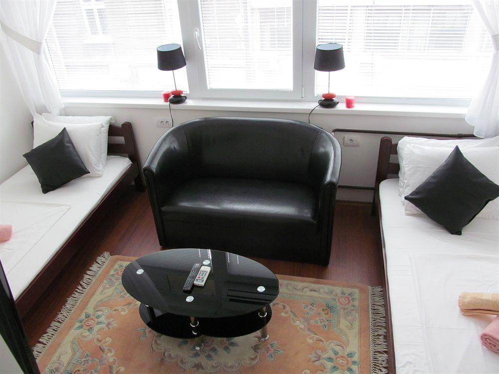 Downtown Apart Hotel Bane Belgrad Exterior foto